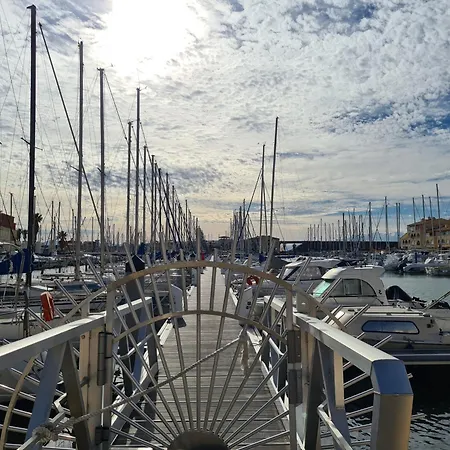 Apartment Port T2 4 Pers, Rdc Sureleve, Terrasse Ouest, Parking Prive, Proche Mer, Equipe - Fr-1-798-5 Leucate